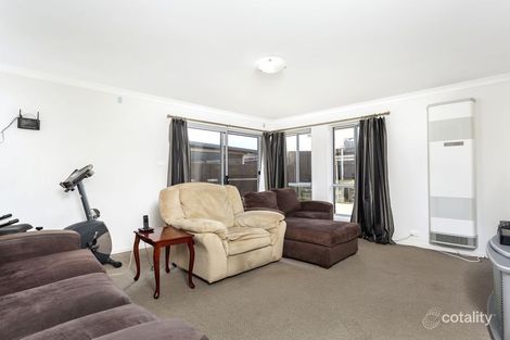 Property photo of 88 Hollows Circuit Macgregor ACT 2615