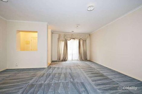 Property photo of 8 Hester Walk Macleod VIC 3085