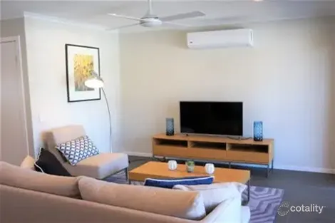 Property photo of 4/15 Bland Street Coopers Plains QLD 4108