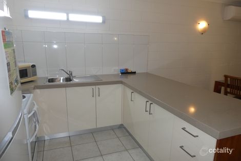 2/93 Woods St, Darwin City, NT 0800