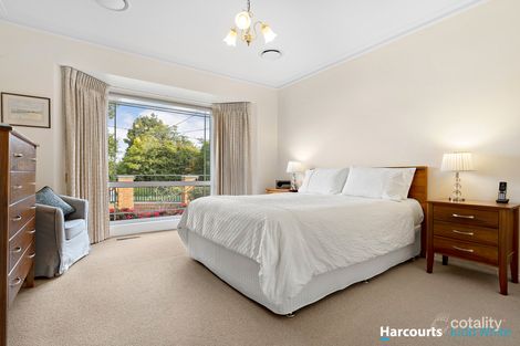 Property photo of 1/5 Roberts Street Glen Waverley VIC 3150