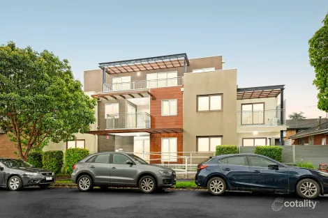 3/2c Walsh St, Ormond, VIC 3204