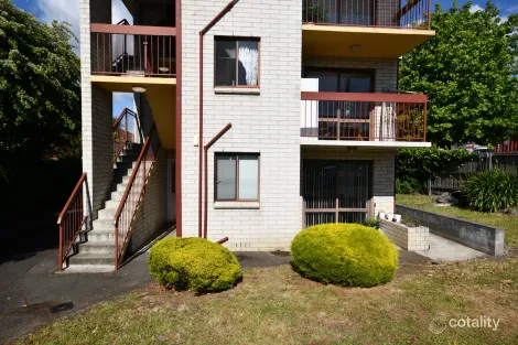 1/52 Regent St, Sandy Bay, TAS 7005