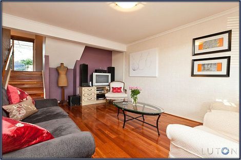 Property photo of 12 Noble Close Ngunnawal ACT 2913