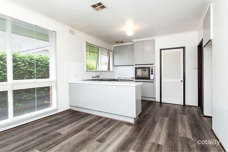 Property photo of 32 Solomon Street Mount Waverley VIC 3149