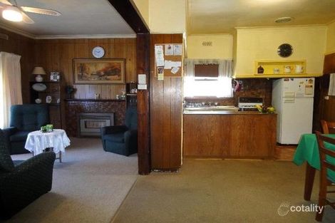 Property photo of 16 Maxwell Street Wangaratta VIC 3677