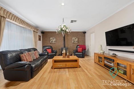 Property photo of 1 Tullus Court Kings Park VIC 3021