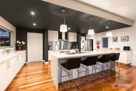 Property photo of 7 Kenmare Avenue Croydon VIC 3136