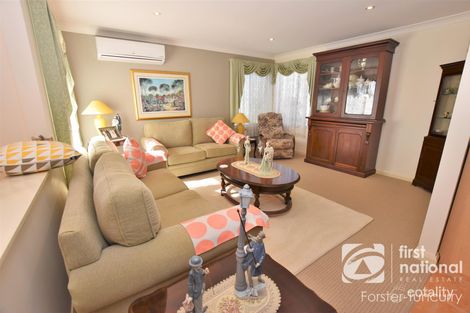 Property photo of 66 Viola Circuit Tuncurry NSW 2428