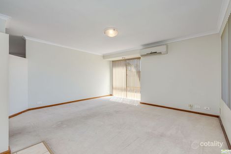 Property photo of 14 Lind Court Quinns Rocks WA 6030