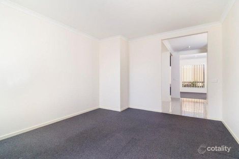 Property photo of 8 Amaryllis Parade Tarneit VIC 3029