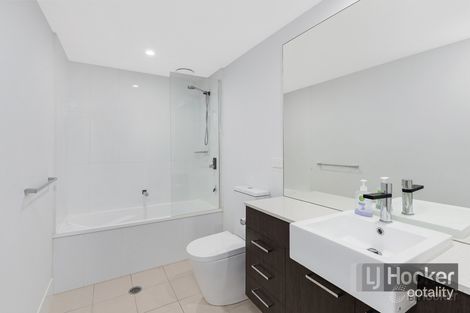 Property photo of 1806/25-31 East Quay Drive Biggera Waters QLD 4216