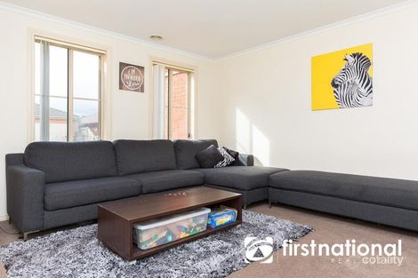 Property photo of 9 Wisteria Court Pakenham VIC 3810