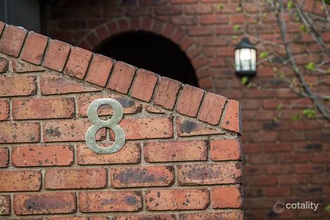 Property photo of 8 Lyndal Close Doncaster East VIC 3109