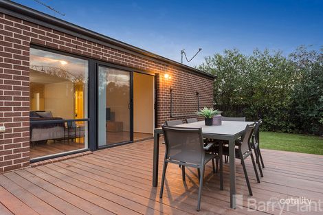 Property photo of 28 Pearce Circuit Point Cook VIC 3030