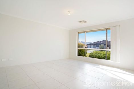 Property photo of 63 Bottlenose Circuit Waikiki WA 6169