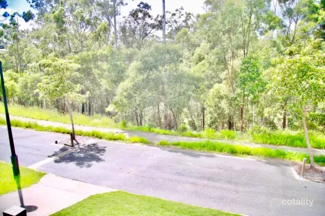 Property photo of 5 Cape Nelson Way Springfield Lakes QLD 4300