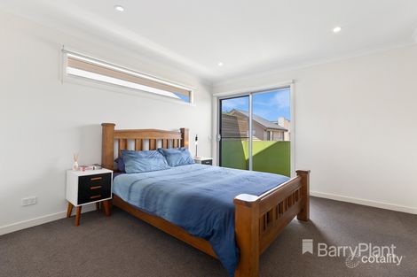 Property photo of 4/2 Sanoma Drive Skye VIC 3977