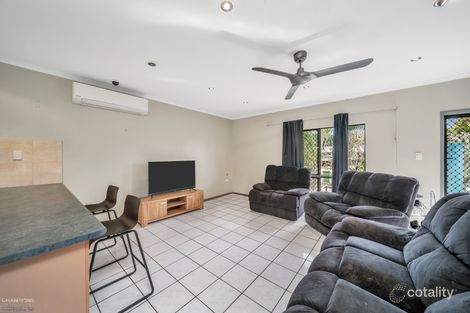Property photo of 11 Kangaroo Street Bentley Park QLD 4869