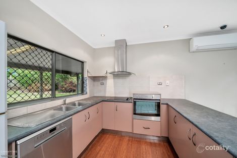 Property photo of 11 Kangaroo Street Bentley Park QLD 4869