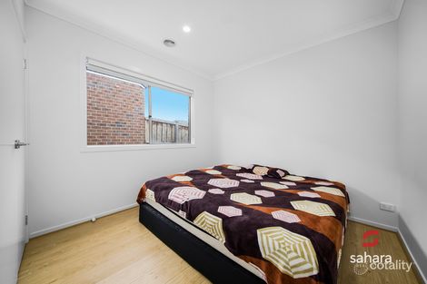 Property photo of 28 Restful Way Rockbank VIC 3335