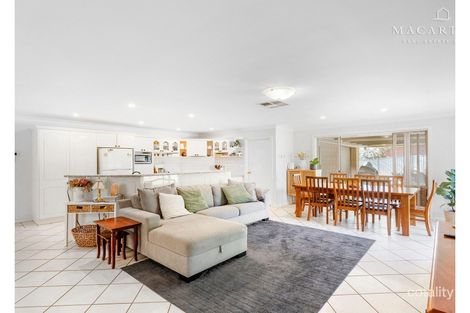 Property photo of 95 Kaloona Drive Bourkelands NSW 2650