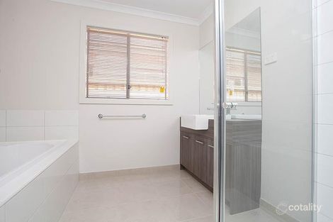 Property photo of 3 Farmers Way Point Cook VIC 3030