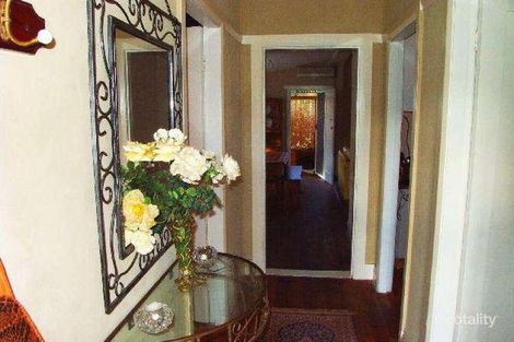 Property photo of 4 George Street Towradgi NSW 2518