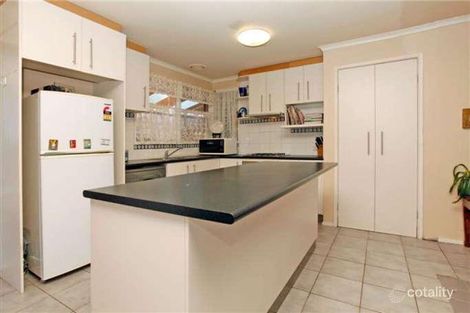 Property photo of 71 Rokeby Crescent Craigieburn VIC 3064