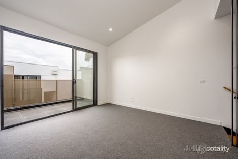 Property photo of 7 Eunson Avenue Northcote VIC 3070