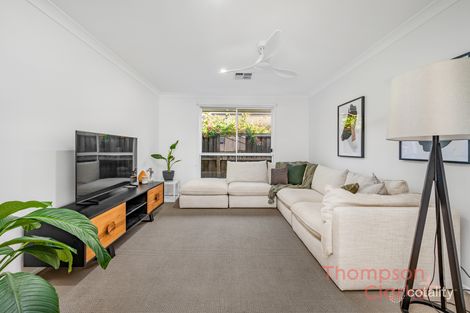 Property photo of 4 Olearia Way Aberglasslyn NSW 2320