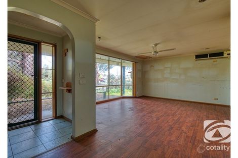 Property photo of 50 Scarborough Avenue Cranbourne West VIC 3977