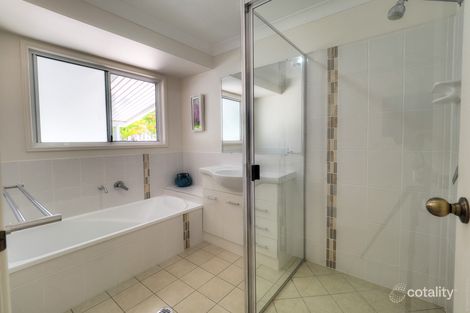 Property photo of 16 Andersen Avenue Urraween QLD 4655