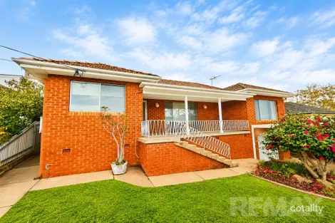 26 Rudd St, Turvey Park, NSW 2650