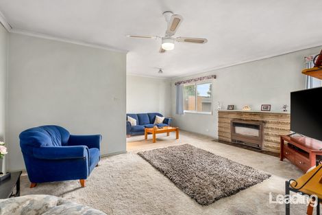 Property photo of 64 Dobell Avenue Sunbury VIC 3429