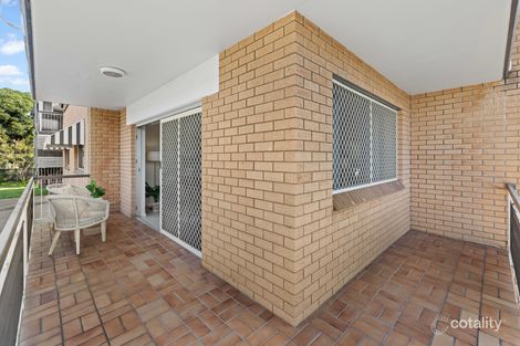 Property photo of 1/26 Swain Street Holland Park West QLD 4121