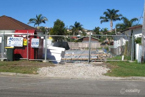 7 Spring Rd, North Curl Curl, NSW 2099