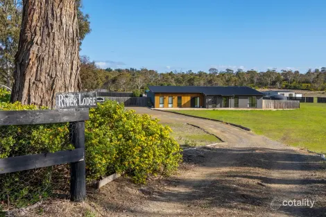 57 CARLTON RIVER RD, DODGES FERRY, TAS 7173