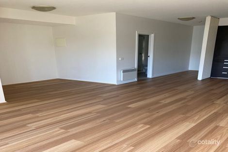 Property photo of 204/86 Altona Street Kensington VIC 3031