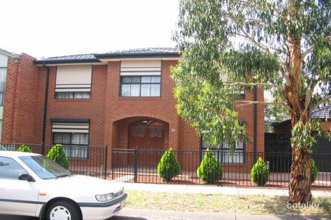 30 Kingfisher Gdns, Brunswick East, VIC 3057