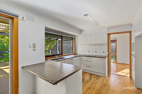 Property photo of 14 Landsdale Crescent Wantirna South VIC 3152