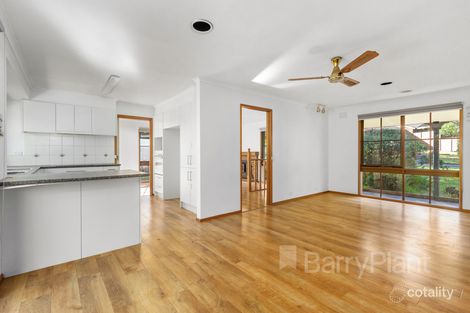Property photo of 14 Landsdale Crescent Wantirna South VIC 3152