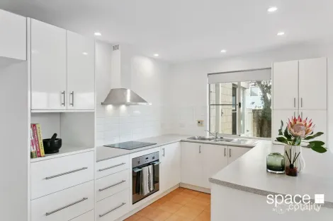 13a Deane St, Cottesloe, WA 6011