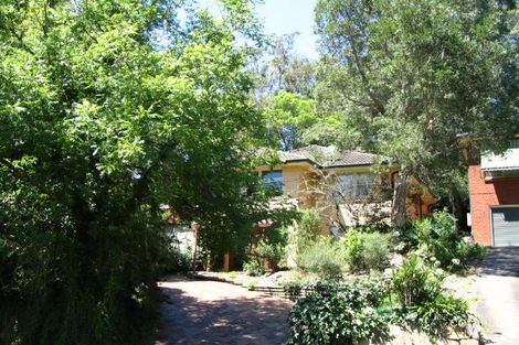 Property photo of 32 Carcoola Crescent Normanhurst NSW 2076