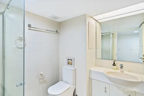 Property photo of 4/173-181 Esplanade Cairns North QLD 4870