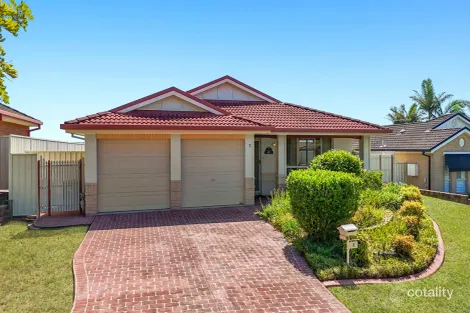 Property photo of 3 Boeing Place Hamlyn Terrace NSW 2259