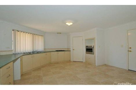 Property photo of 37 Riaza Parkway Port Kennedy WA 6172