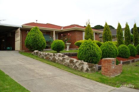 Property photo of 20 Forsyth Court Cranbourne North VIC 3977