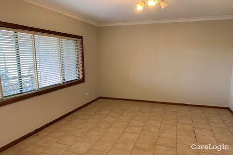 Property photo of 8 Debrincat Avenue North St Marys NSW 2760