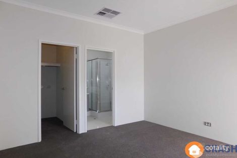 Property photo of 140 Lambeth Circle Wellard WA 6170